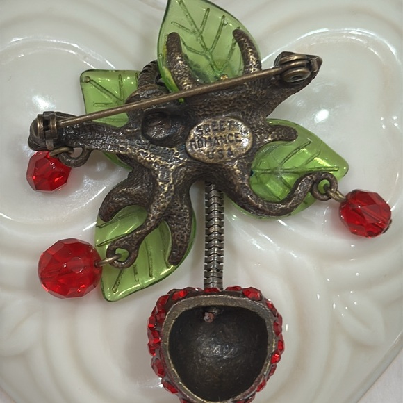 Sweet Romance USA Cherry Brooch with Glass Green Leaves - Picture 3 of 6